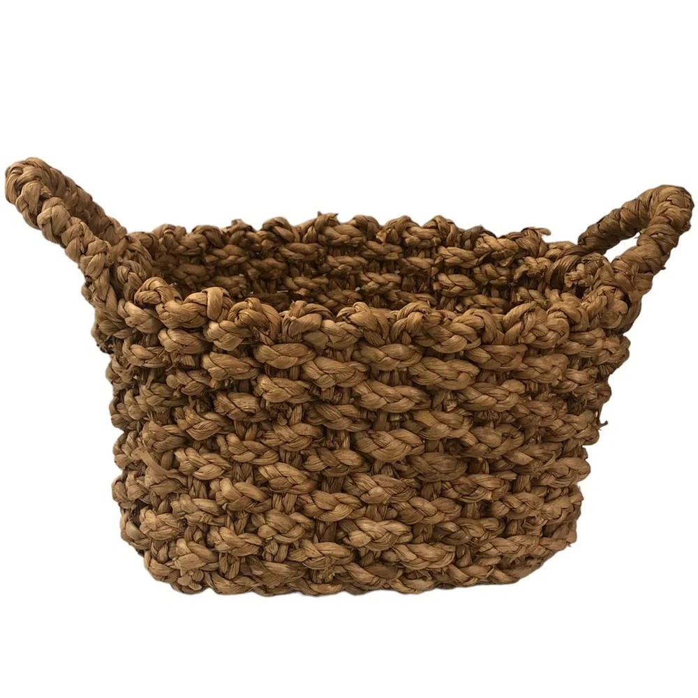 Thick rustic basket weave basket 🧺